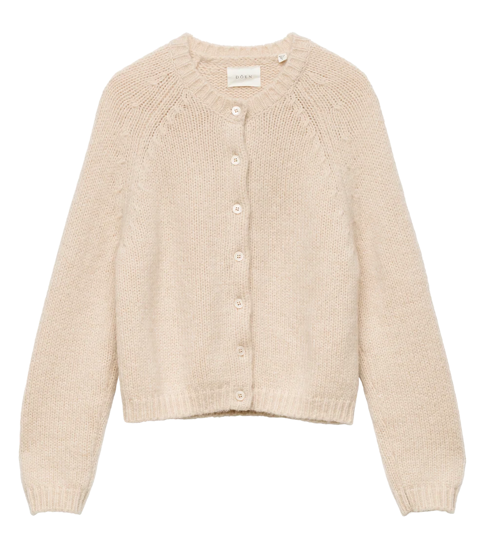 Darcy Cardigan, Almondine
