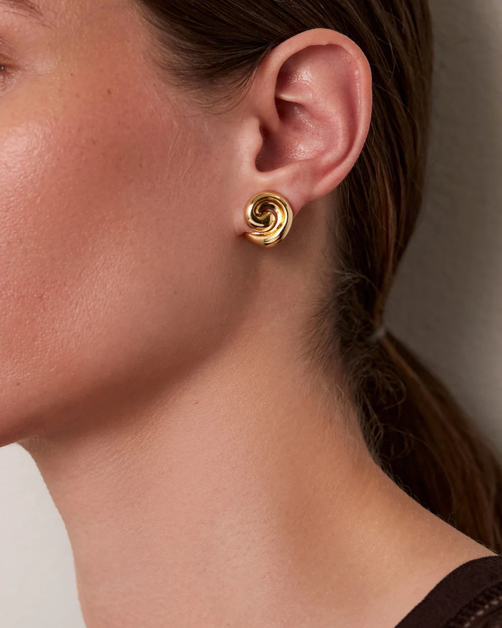 Small Gio Earrings, Gold