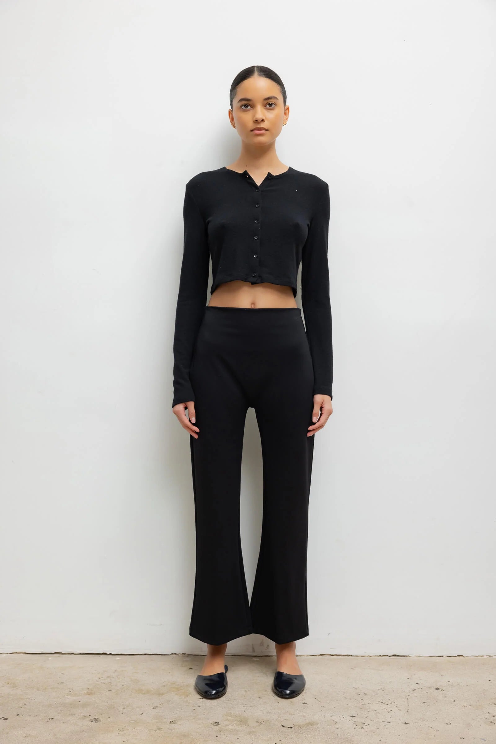Lauren Crop Cardigan in Black