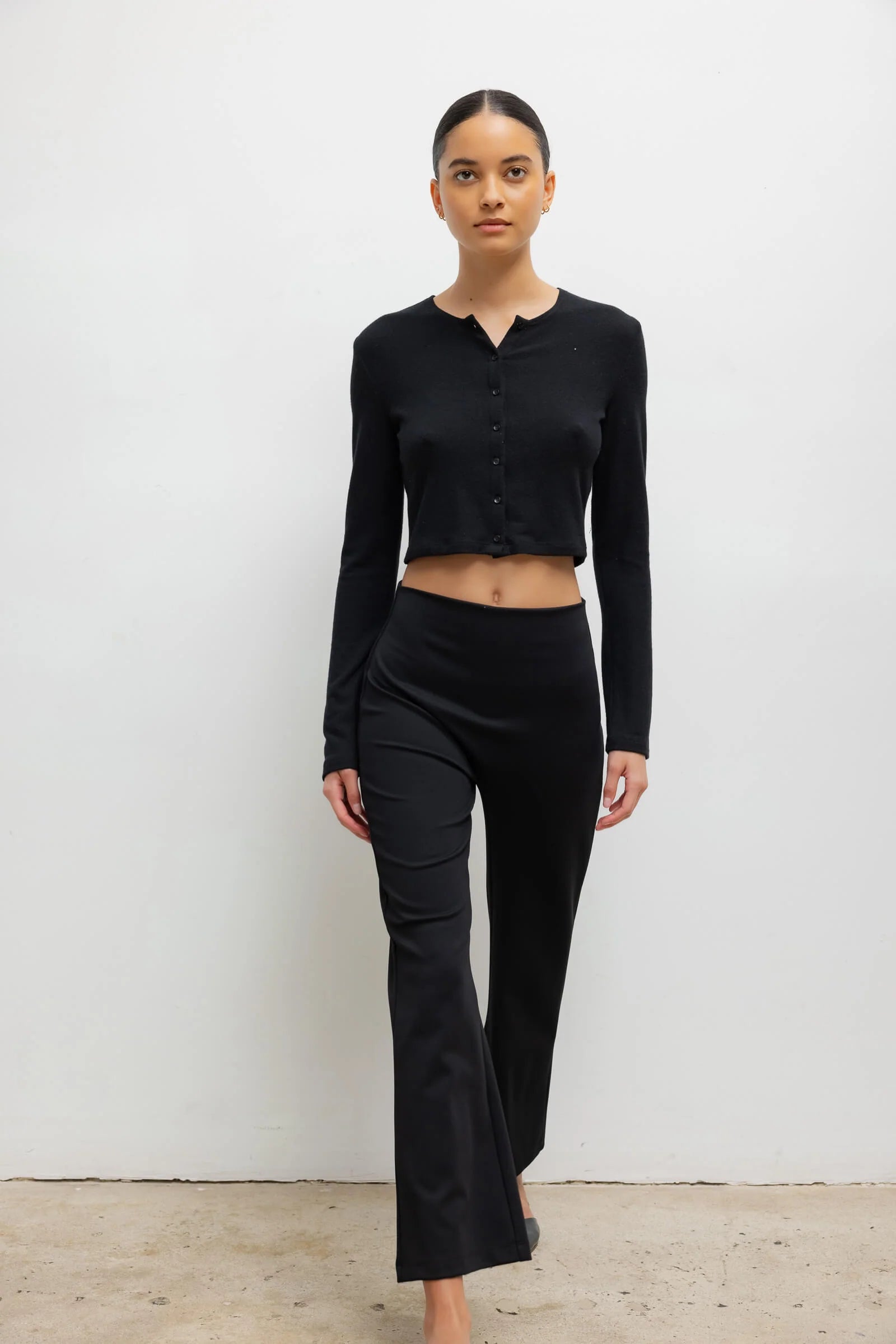 Lauren Crop Cardigan in Black