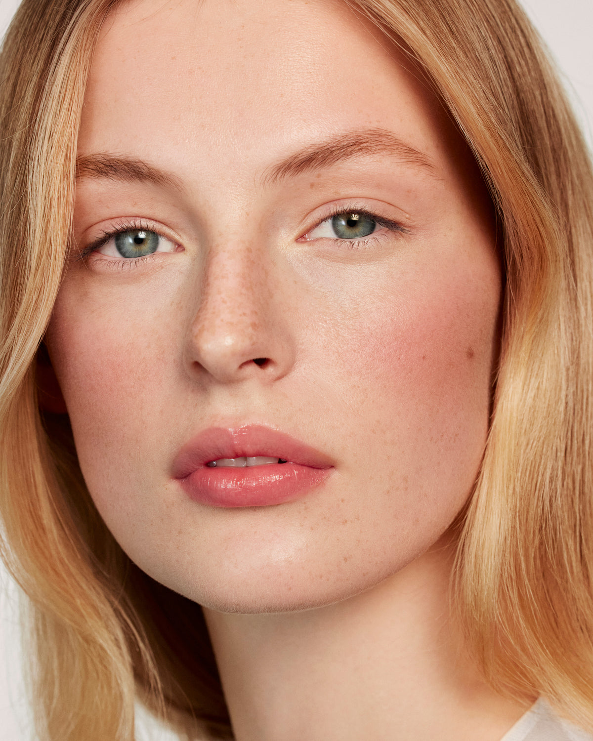 Sculpting Powder Duo, Petal & Biscuit