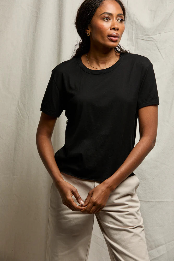 sofia tee, true black