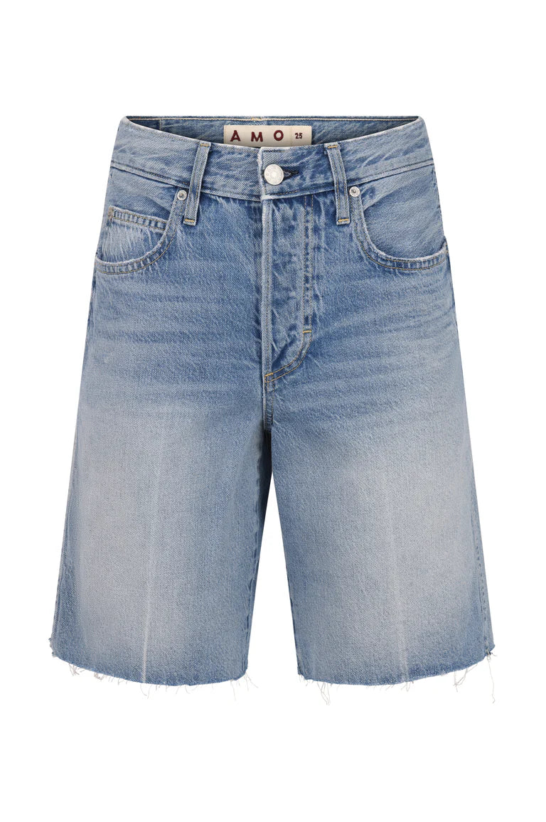 Steph Short in Breeze