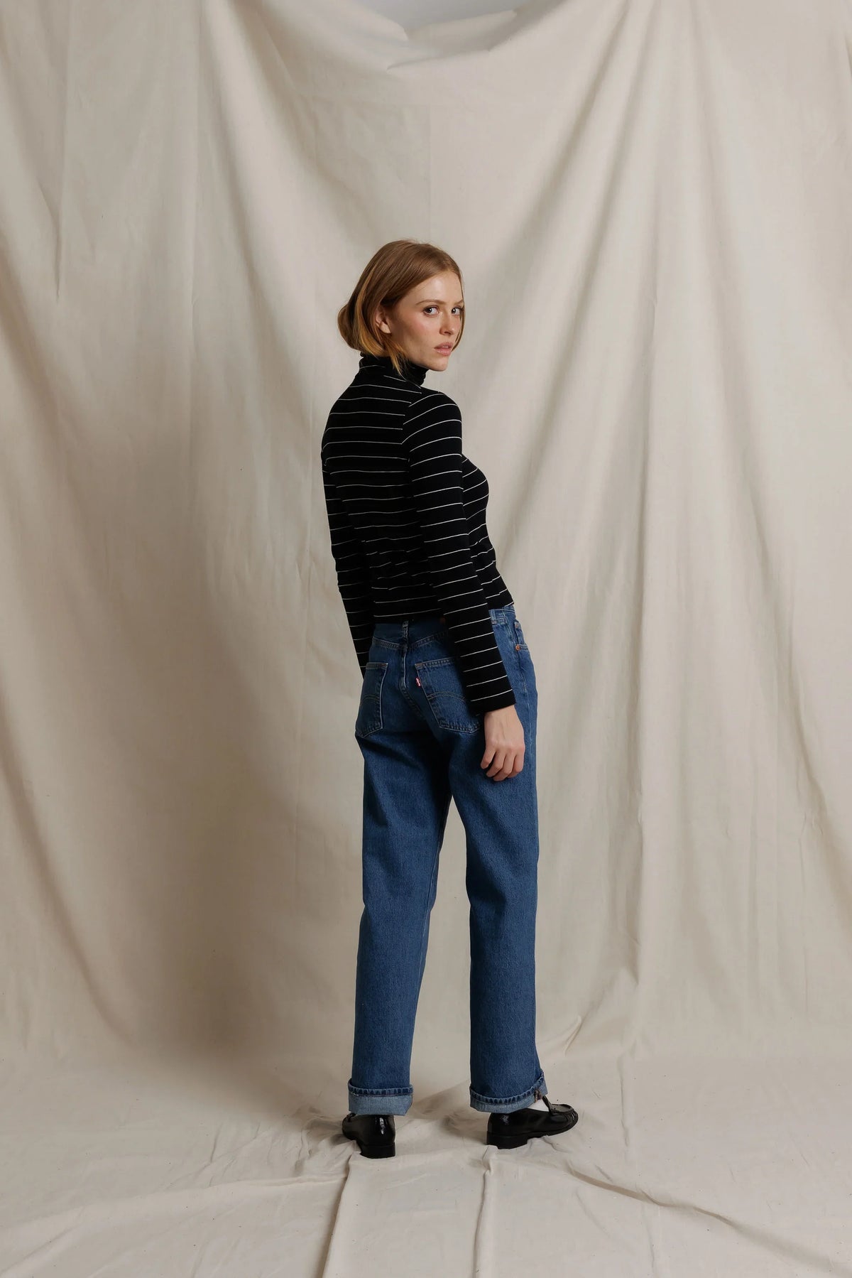 cindy turtleneck, black stripe
