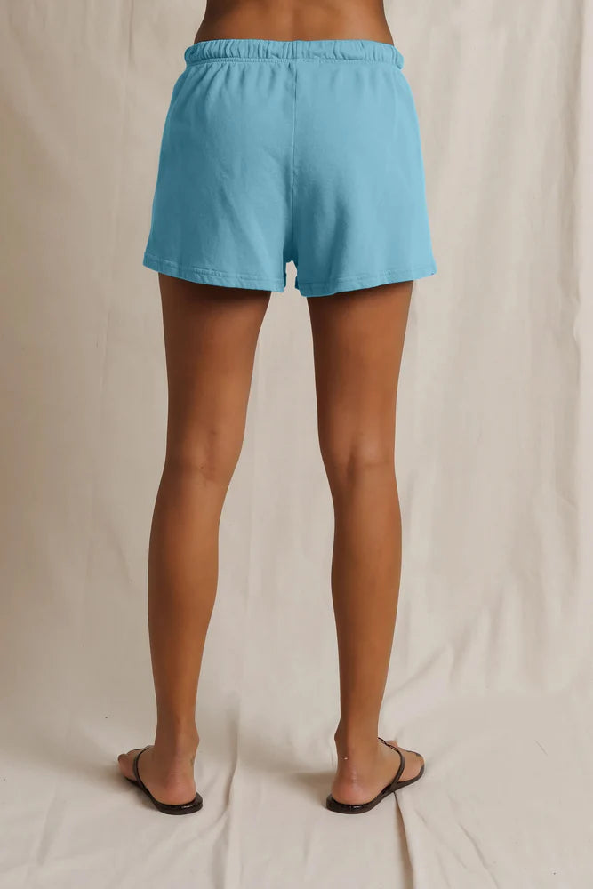 layla sweat short, milky blue