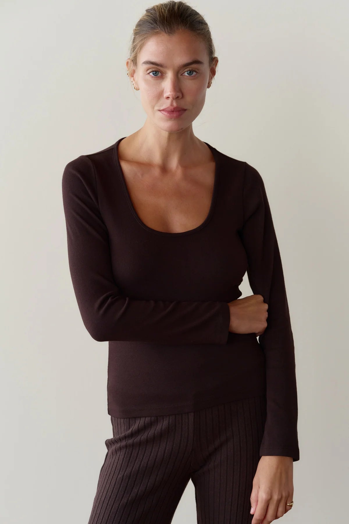 Baby Rib Scoop Neck, Espresso