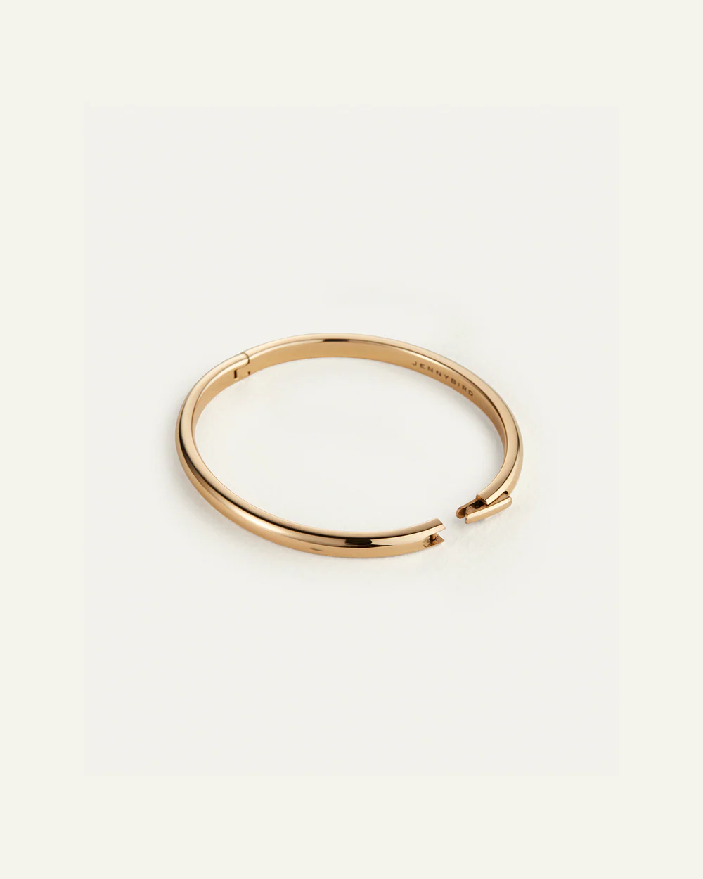 Remi Bangle, Gold