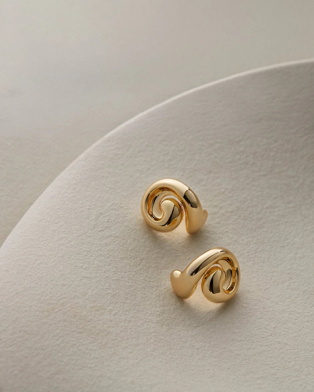 Small Gio Earrings, Gold