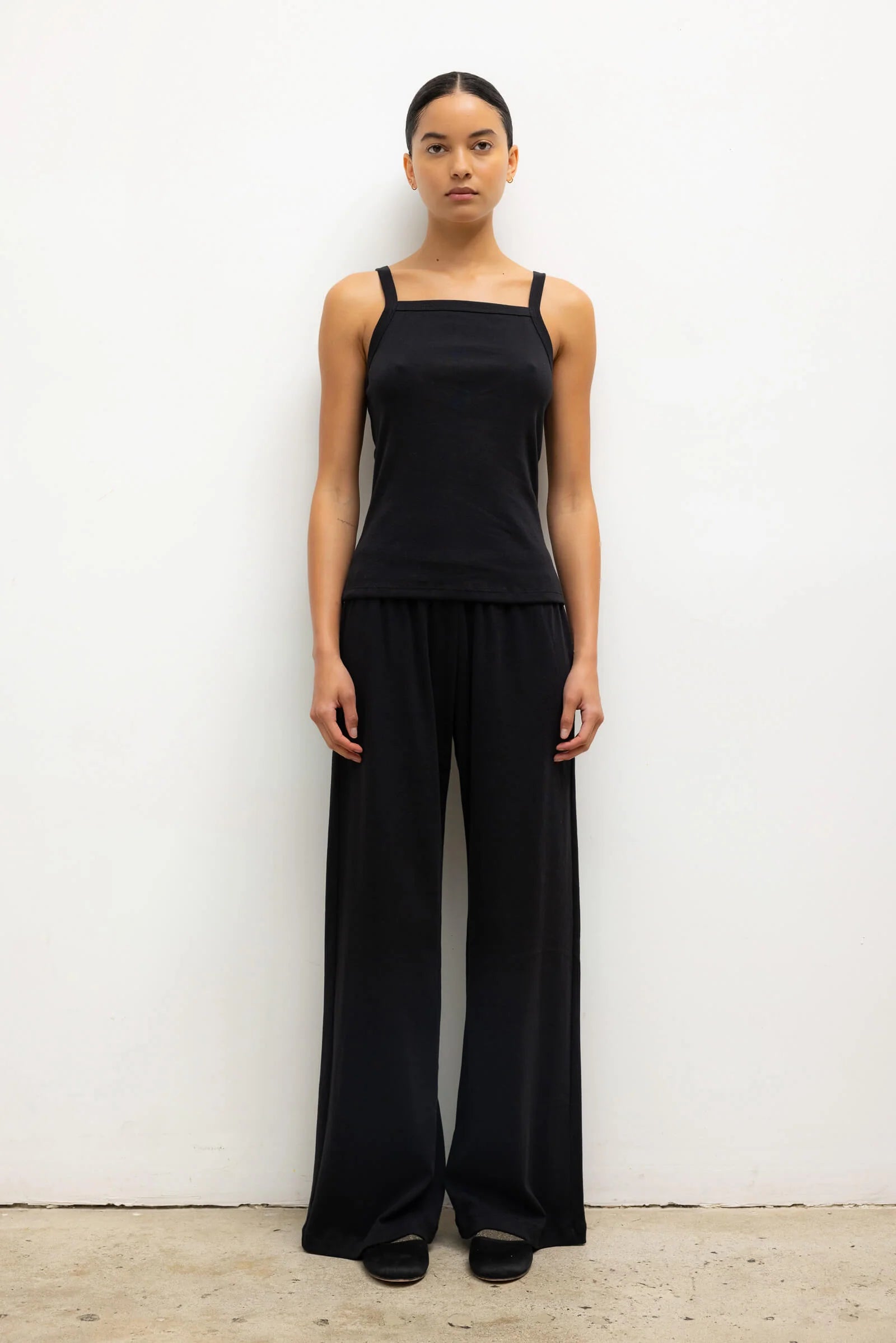 Nando Lounge Pant in Black