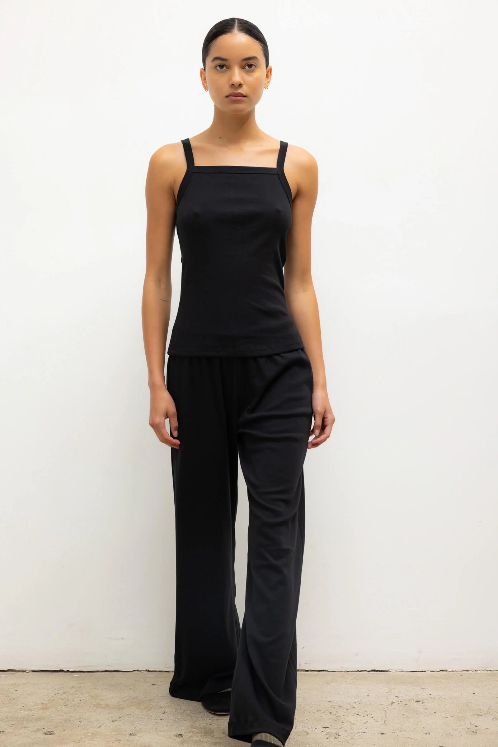 Nando Lounge Pant in Black