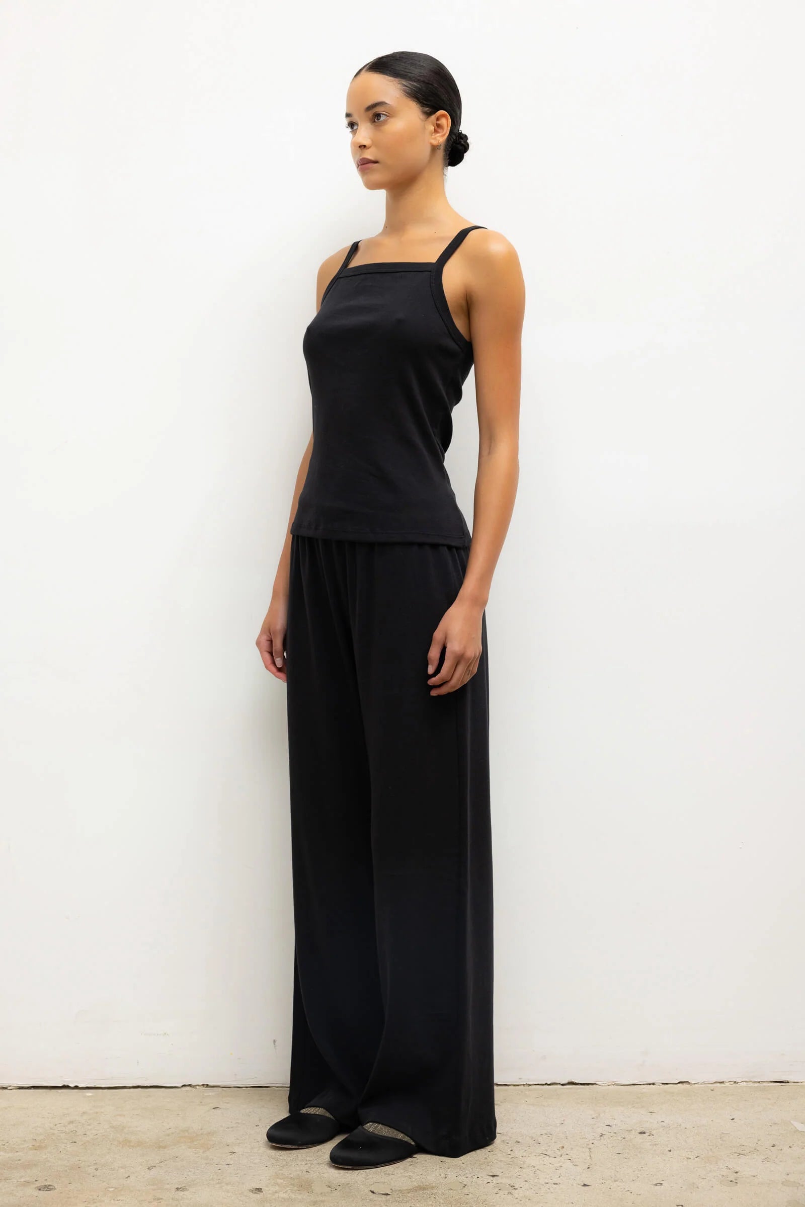 Nando Lounge Pant in Black