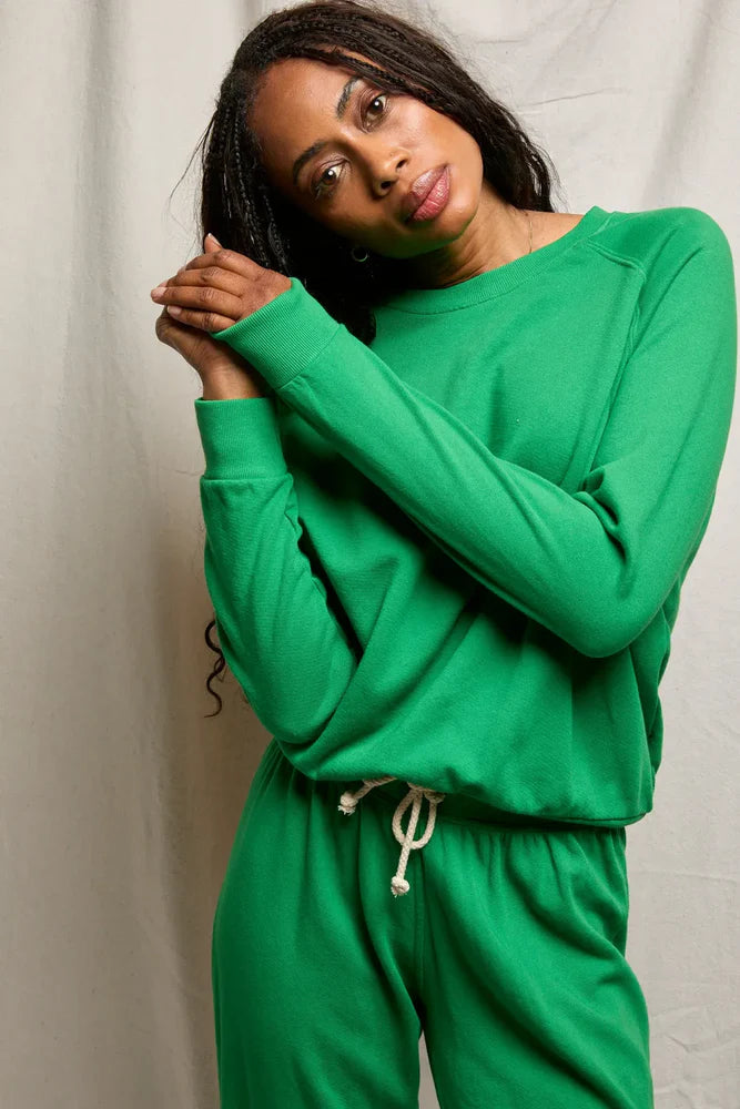 alexi sweatshirt, grass