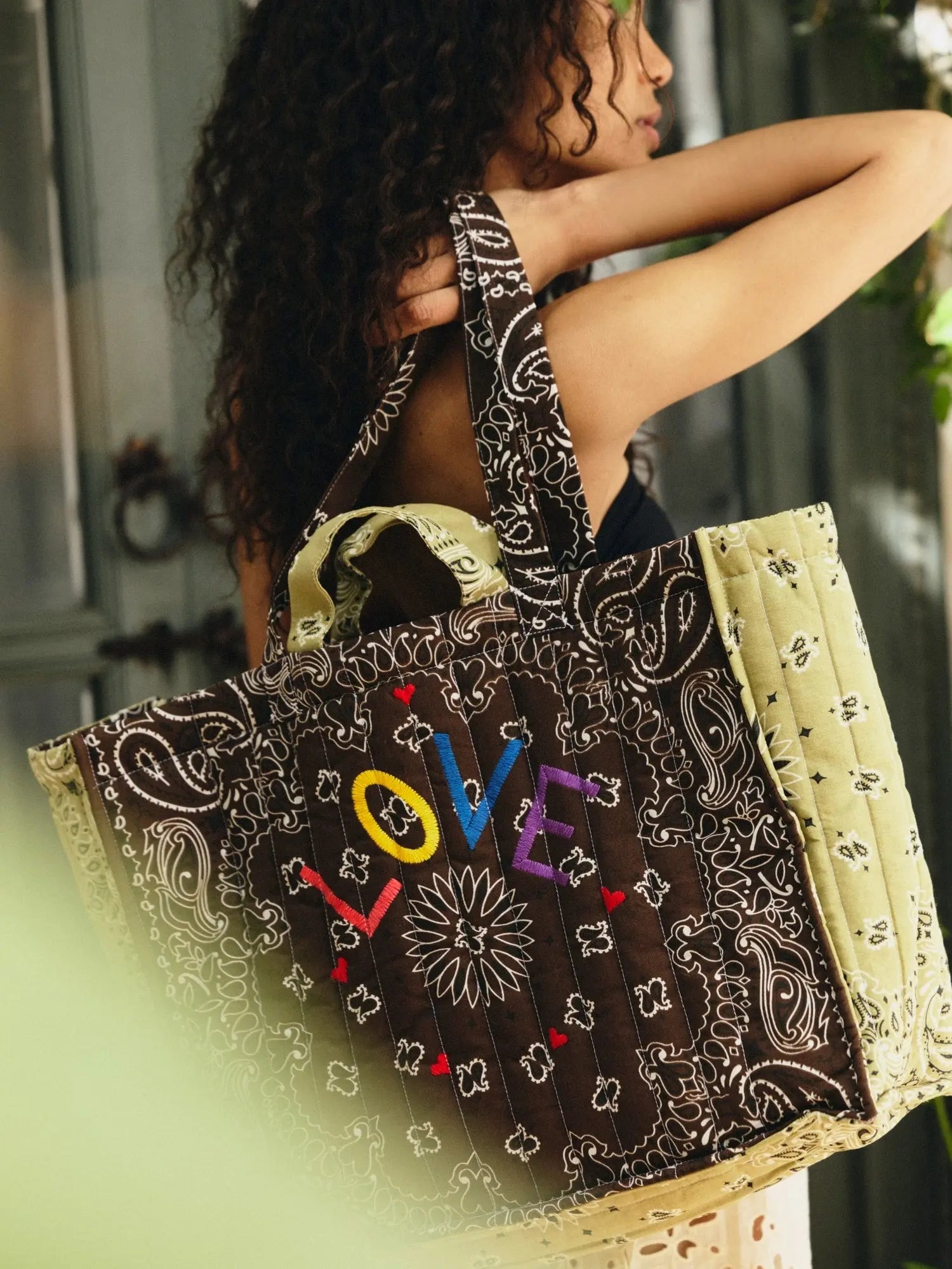 Maxi LOVE Tote, Brown & Beige