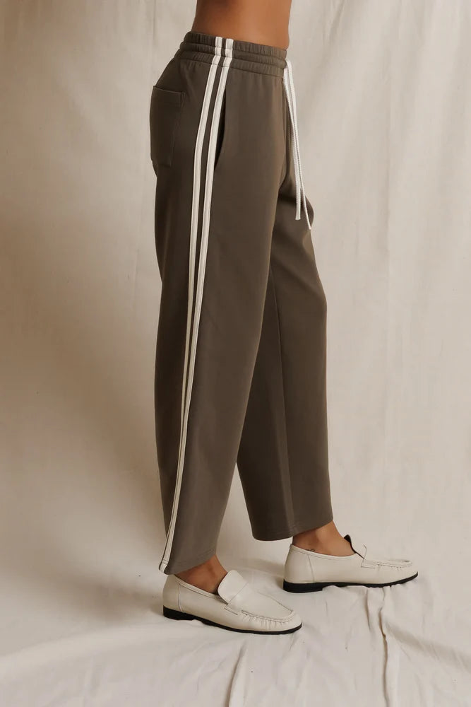 claud track pant, dark olive