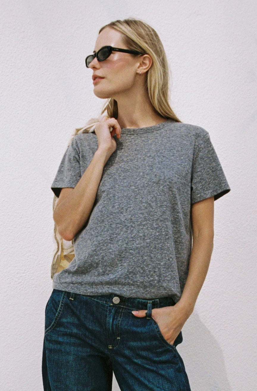 Kelly リブ スリムフィット Tシャツ｜ホワイト