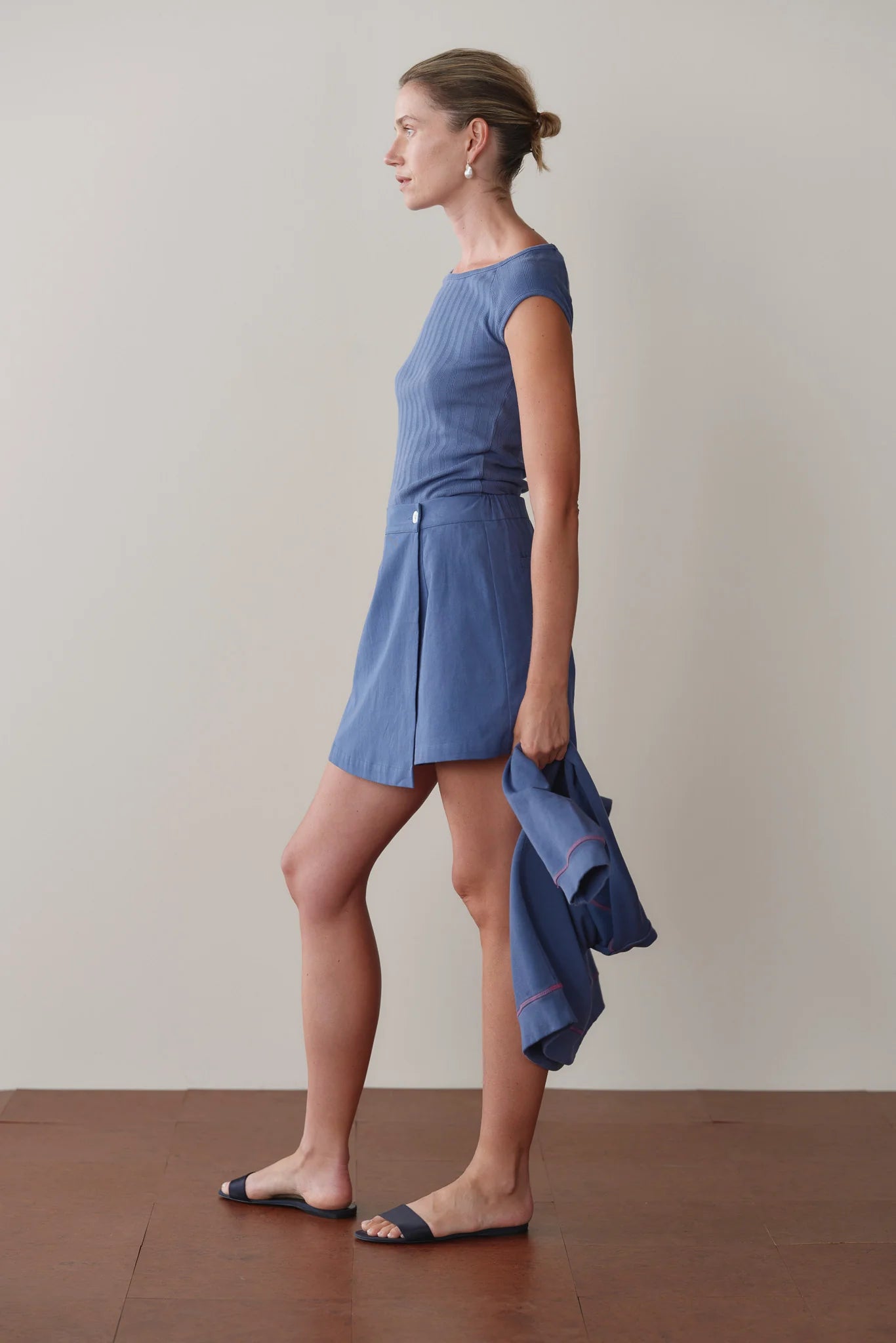 Chino Skort, Lapis